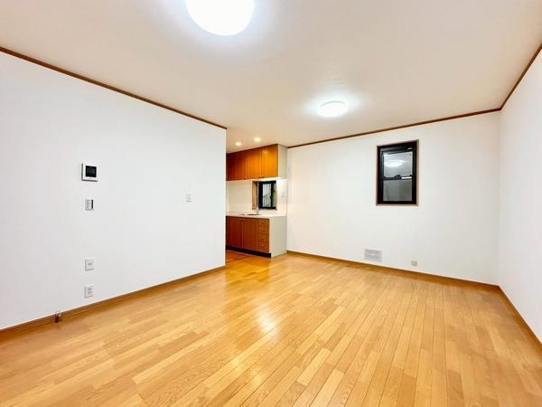 草加市中根３丁目の中古一戸建て