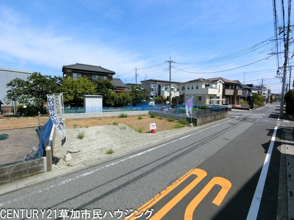 草加市稲荷3丁目　新築一戸建て　6期