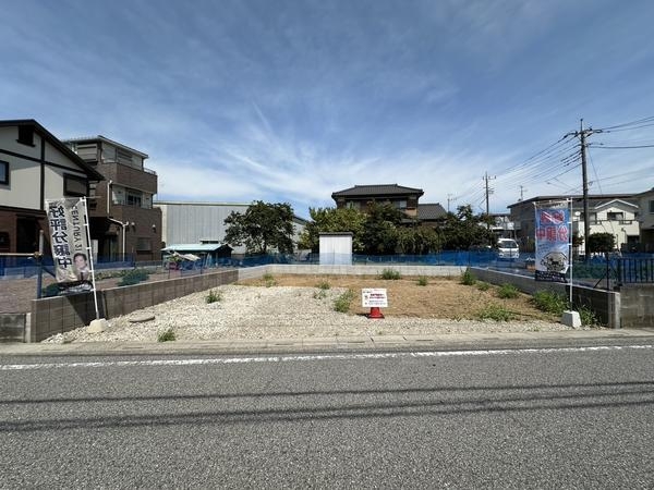 草加市稲荷3丁目　新築一戸建て　6期
