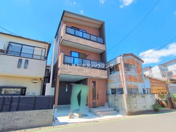 八潮市大瀬　新築一戸建て