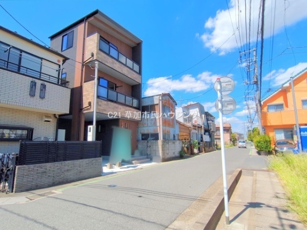 八潮市大瀬　新築一戸建て