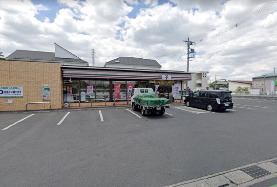草加市新里町 新築一戸建て 3期4号棟(セブンイレブン 草加新里下町店)