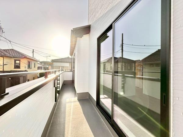 草加市遊馬町 新築一戸建て 11期(バルコニー)
