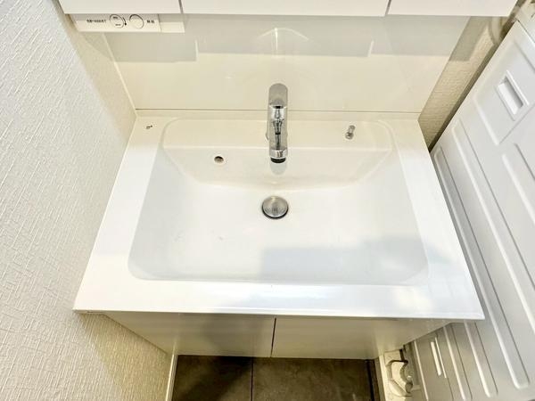 草加松原ハイツB棟