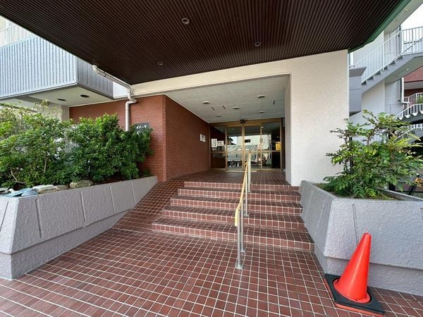 ストーク草加一番館
