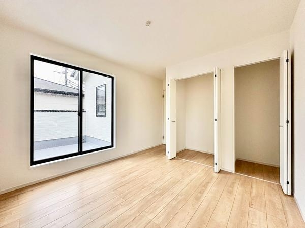 八潮市伊草2丁目　新築一戸建て　4期