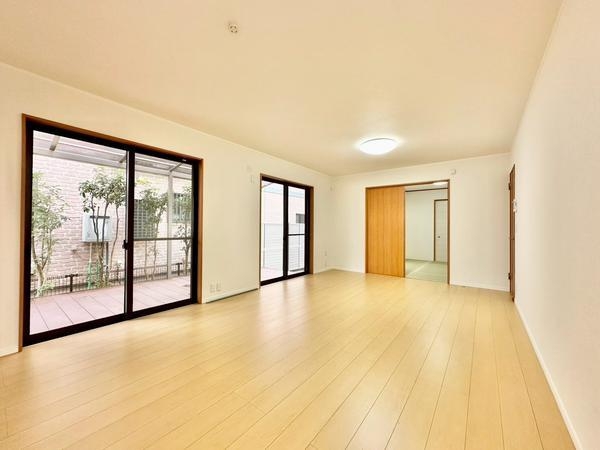 草加市新栄３丁目の中古一戸建て