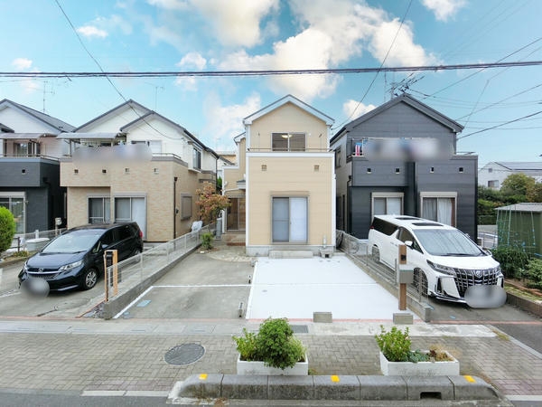 草加市北谷2丁目　中古一戸建て
