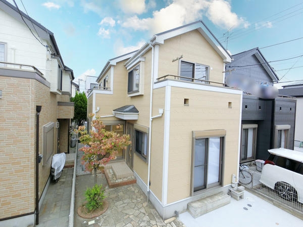 草加市北谷2丁目　中古一戸建て