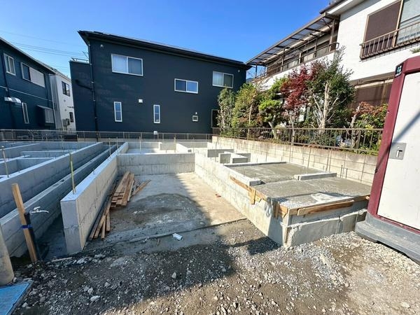 八潮市緑町5丁目　新築一戸建て　8期1号棟