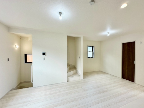 草加市柳島町　新築一戸建て　2期