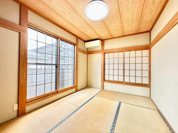 草加市氷川町の中古一戸建て