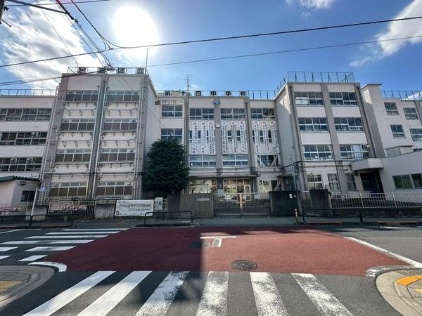 エンゼルハイム竹ノ塚駅前(第十四中学校)
