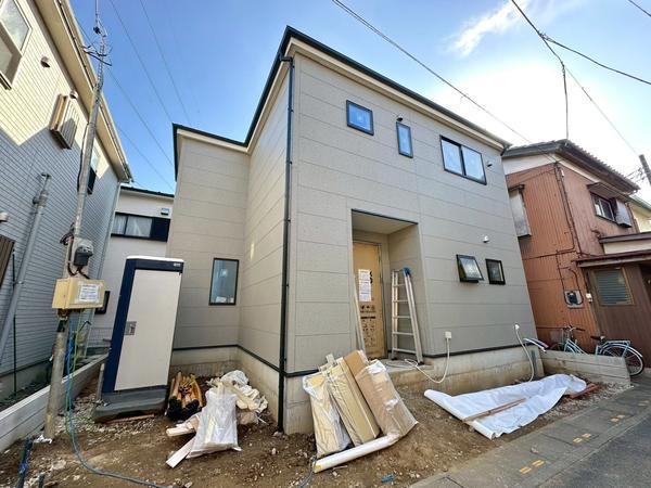八潮市木曽根　新築一戸建て　II