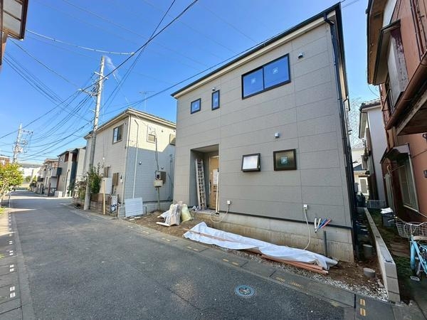 八潮市木曽根　新築一戸建て　II