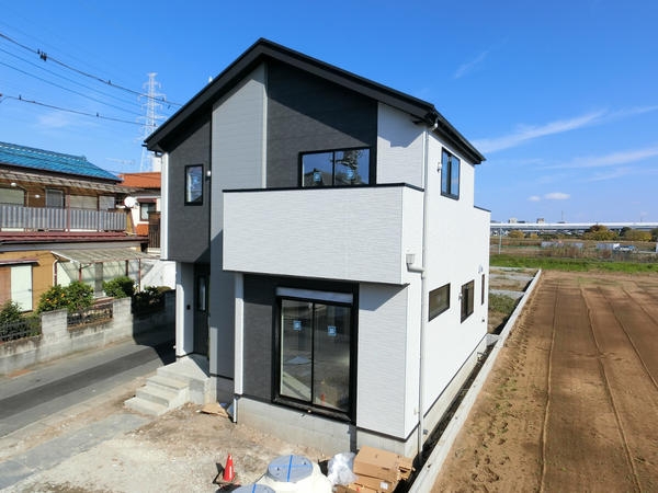 八潮市木曽根　新築一戸建て　2期1号棟