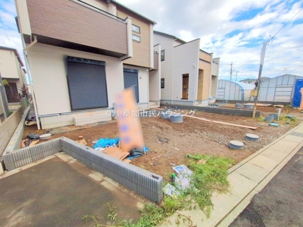 八潮市木曽根　新築一戸建て　1号棟