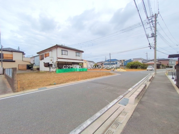 草加市稲荷4丁目の土地(現地土地写真)