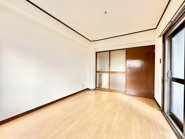 草加マンション