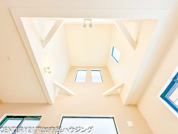 草加市氷川町 新築一戸建て 11期5号棟(リビング)
