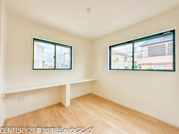 草加市氷川町 新築一戸建て 11期5号棟(リビング)