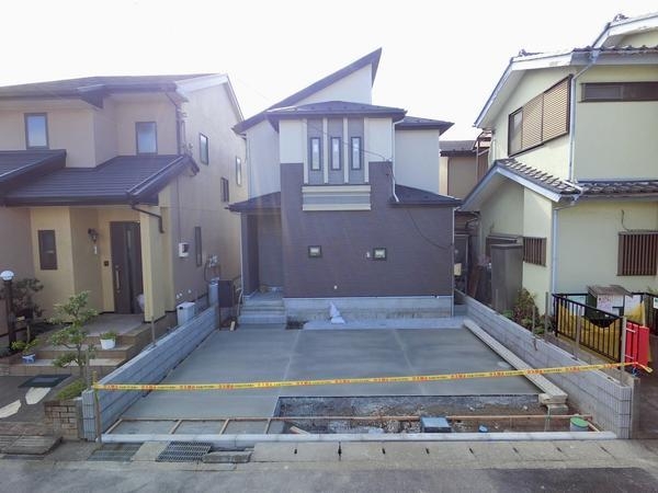 草加市松江2丁目　新築一戸建て