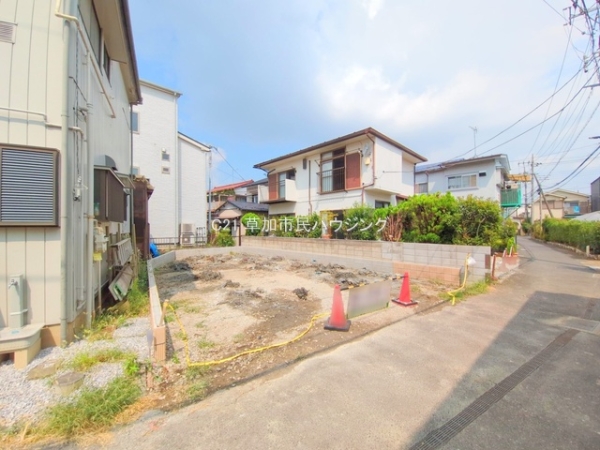 草加市谷塚町の新築一戸建