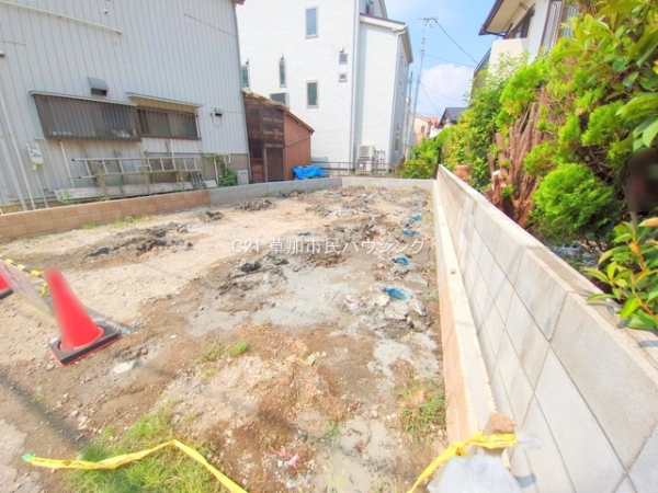 草加市谷塚町の新築一戸建
