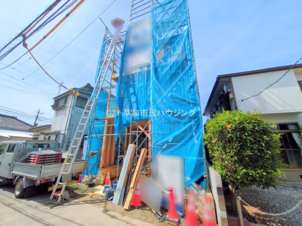 草加市谷塚町の新築一戸建