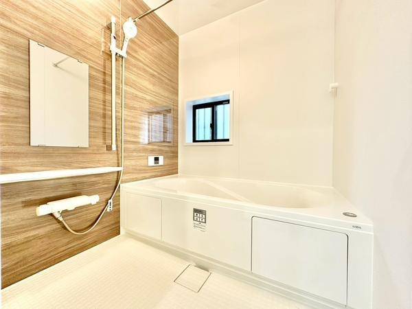 草加市稲荷4丁目　新築一戸建て　第2期C号棟