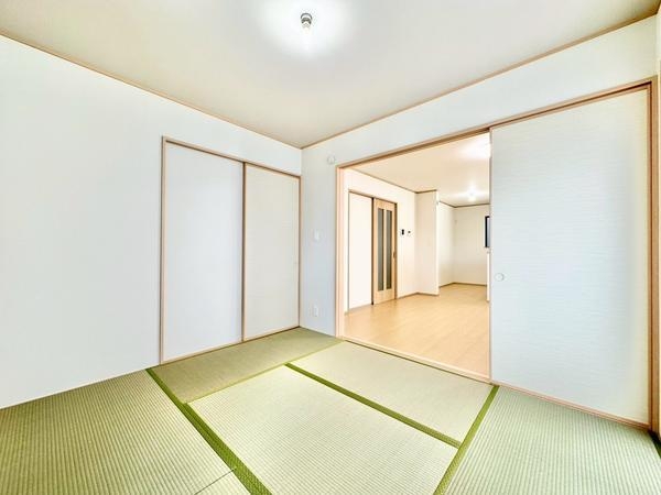 草加市稲荷4丁目　新築一戸建て　第2期C号棟