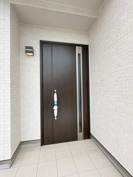 草加市稲荷4丁目　新築一戸建て　第2期C号棟