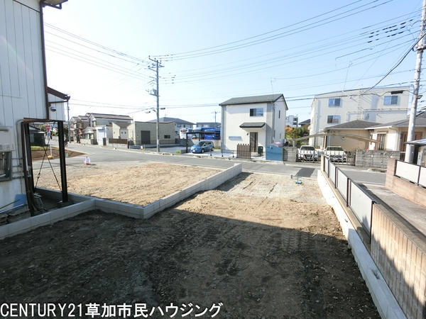 草加市稲荷４丁目の土地