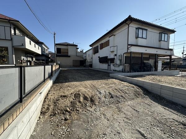 草加市稲荷４丁目の土地