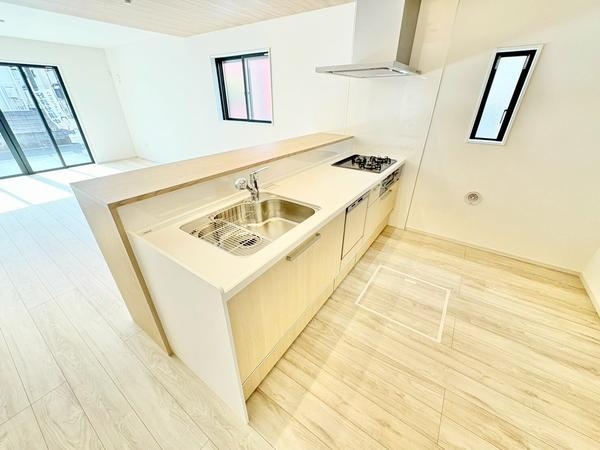 草加市氷川町　新築一戸建て　15期