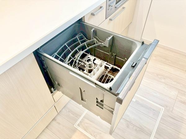 草加市氷川町　新築一戸建て　15期