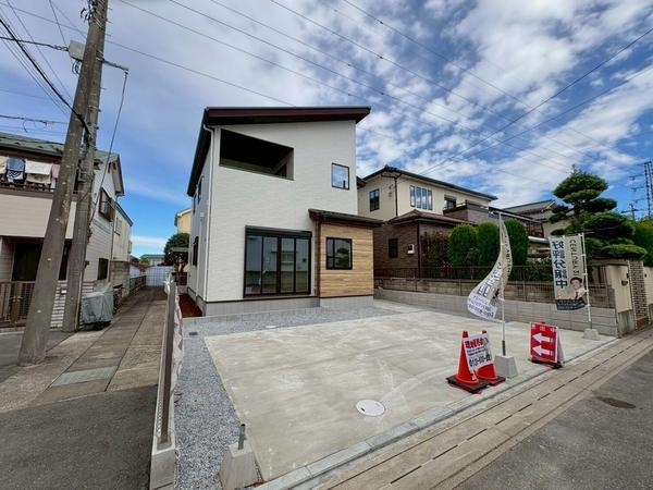 草加市氷川町　新築一戸建て　15期