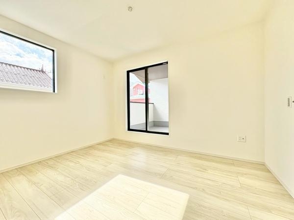 草加市氷川町　新築一戸建て　15期