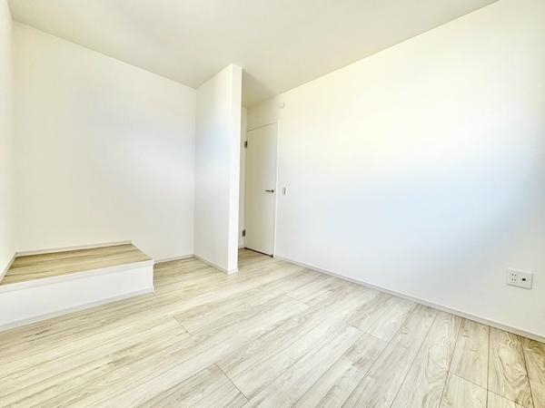 草加市氷川町　新築一戸建て　15期