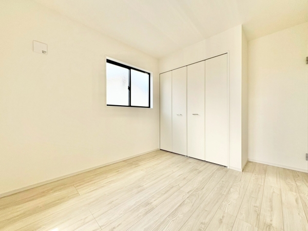 草加市氷川町　新築一戸建て　15期