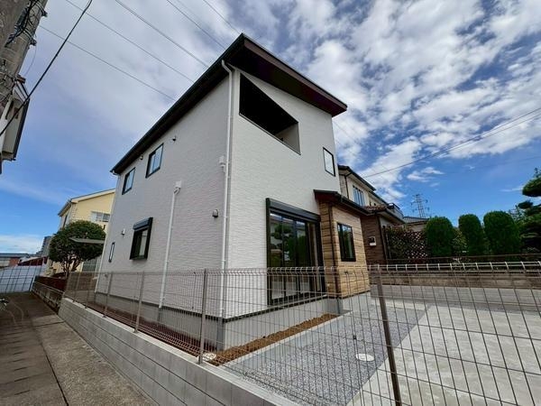 草加市氷川町　新築一戸建て　15期