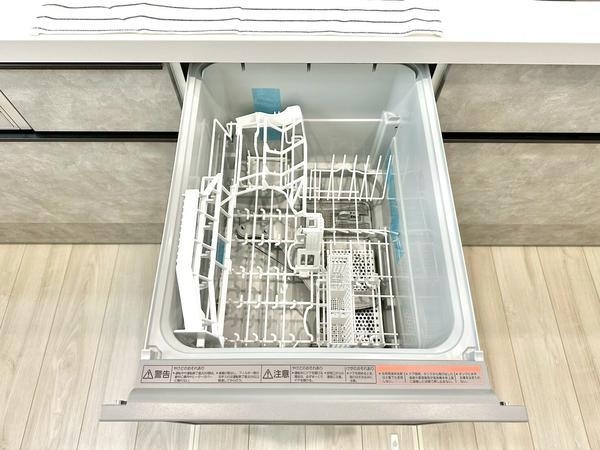 草加市谷塚上町　新築一戸建て　1期3号棟