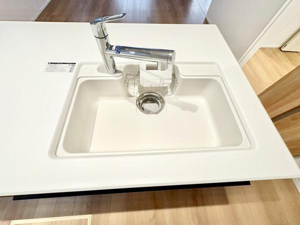 草加市手代1丁目　新築一戸建て　1号棟