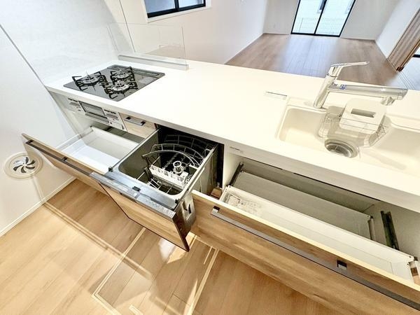 草加市手代1丁目　新築一戸建て　1号棟