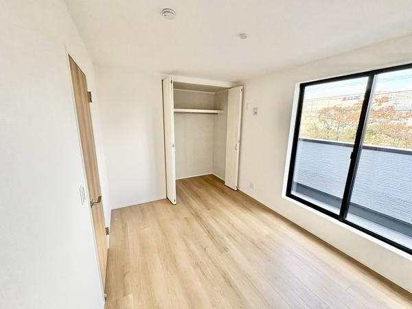 草加市手代1丁目　新築一戸建て　1号棟