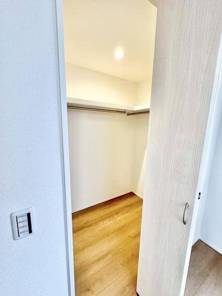 草加市手代1丁目　新築一戸建て　1号棟