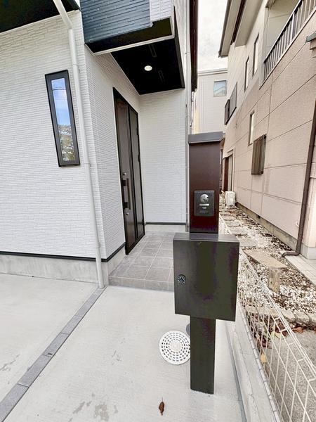 草加市手代1丁目　新築一戸建て　1号棟