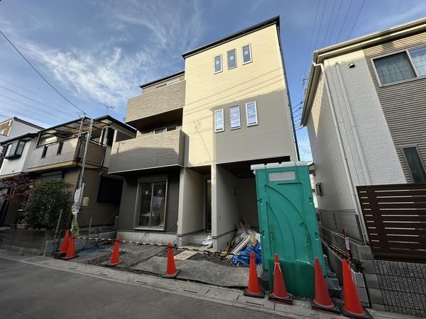 草加市両新田西町　新築一戸建て　11期