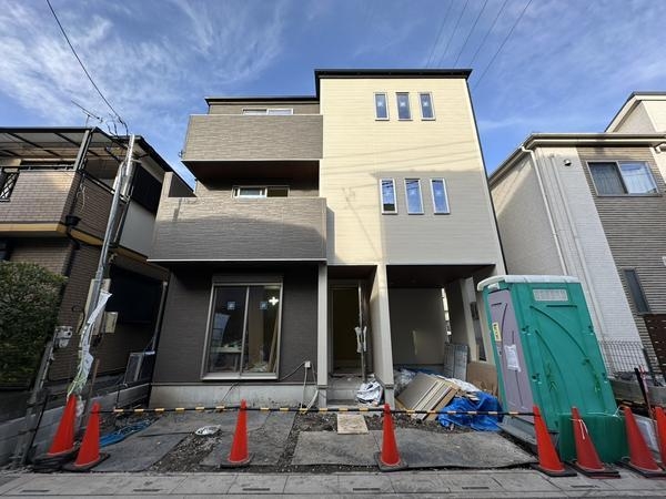 草加市両新田西町　新築一戸建て　11期