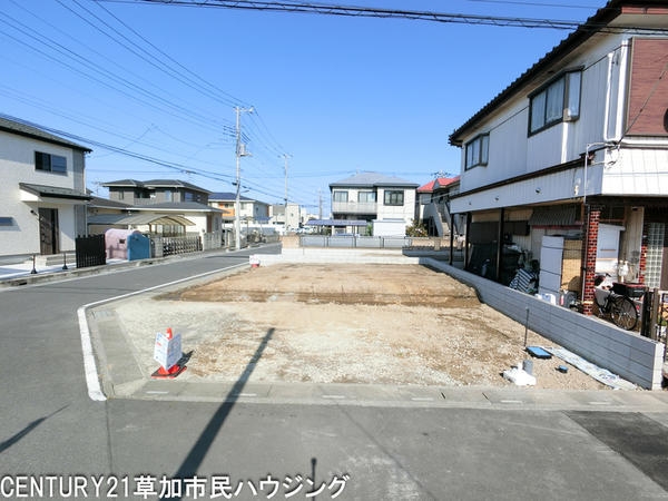 草加市稲荷4丁目　新築一戸建て　12期2号棟